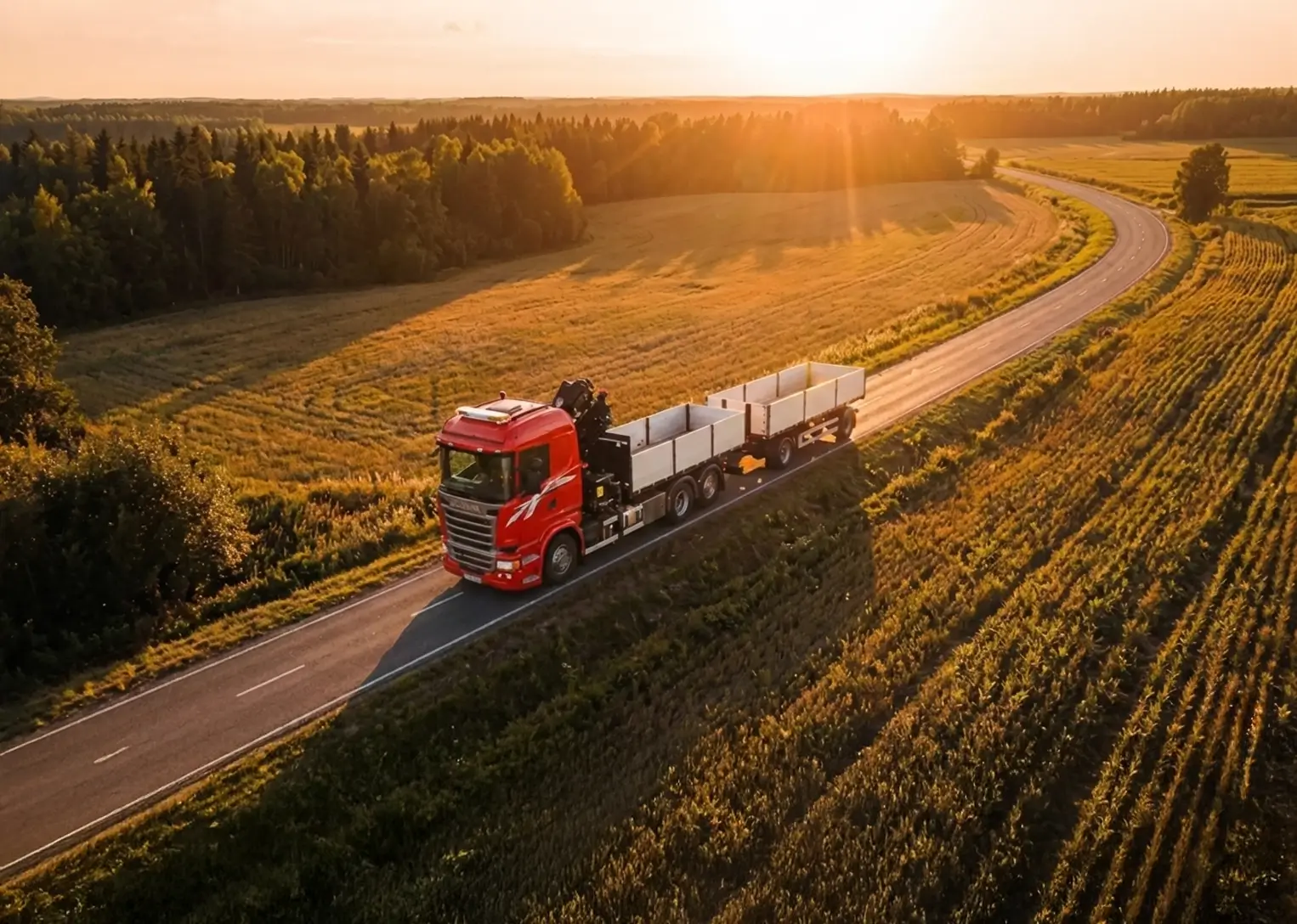 Lastbil med Cargomecan flak